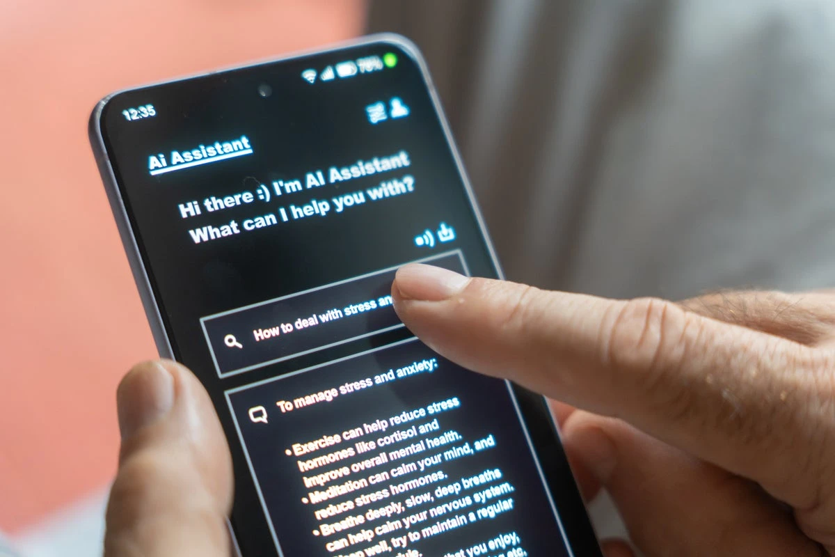 1 in 3 psychologists say their patients use AI as a second therapist