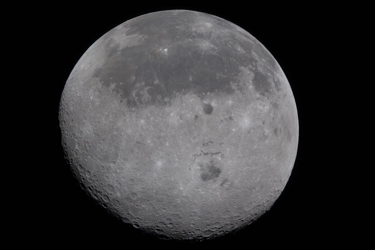 NASA’s Artemis II ‘free return’ trajectory lets gravity do the driving