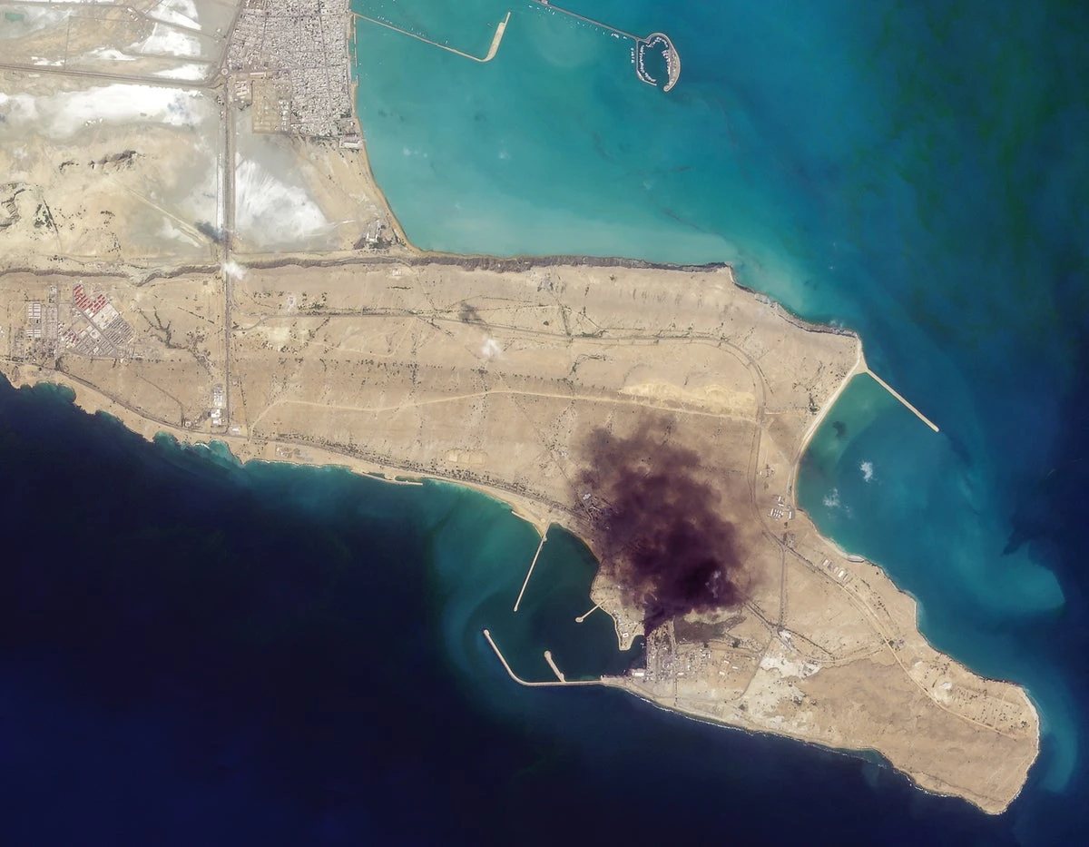 How commercial satellites are changing modern warfare