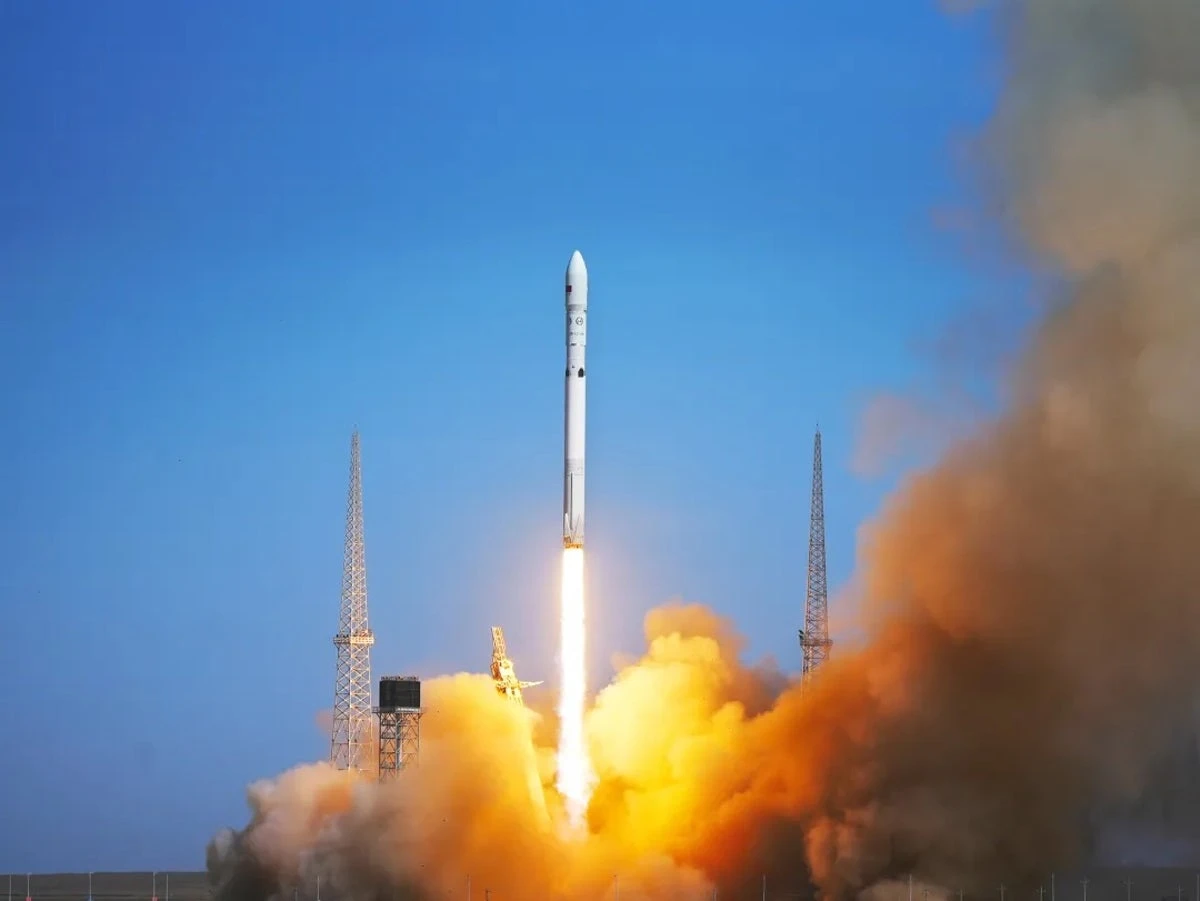China launches rival to SpaceX Falcon 9 with zero warning