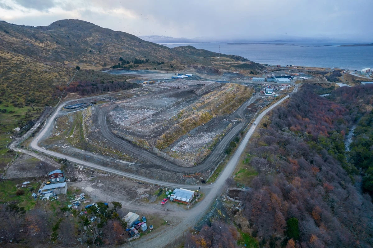 Doubts grow over theory that bird-watchers’ trip to Argentine landfill sparked hantavirus outbreak
