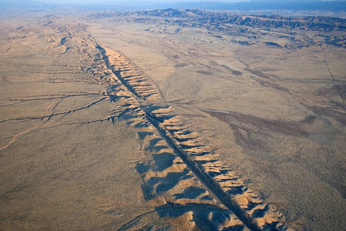 How do earthquakes end? A seismic 'stop sign' could help predict earthquake risk