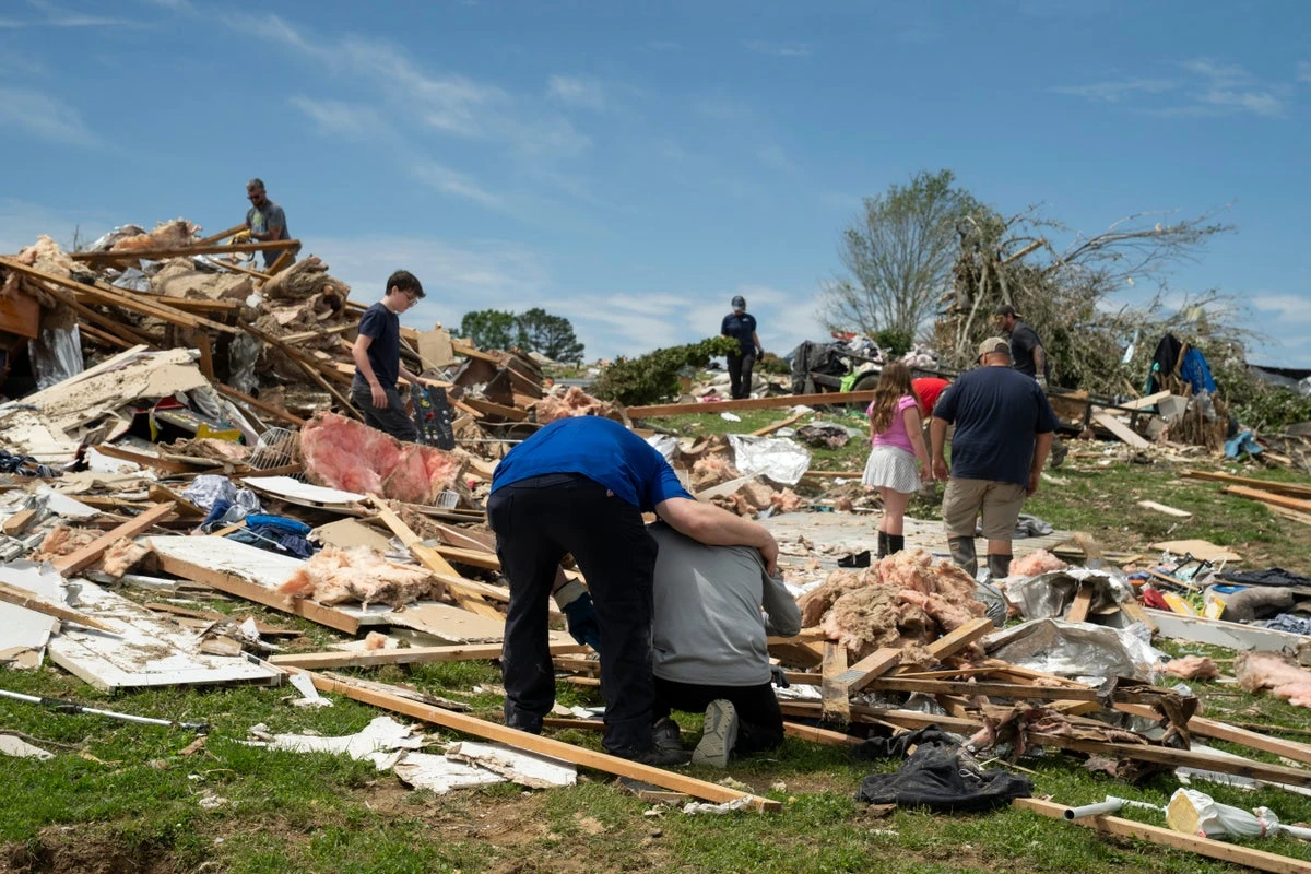 Trump Leaves Disaster-Struck States Waiting Weeks for Sign-Off on FEMA Aid
