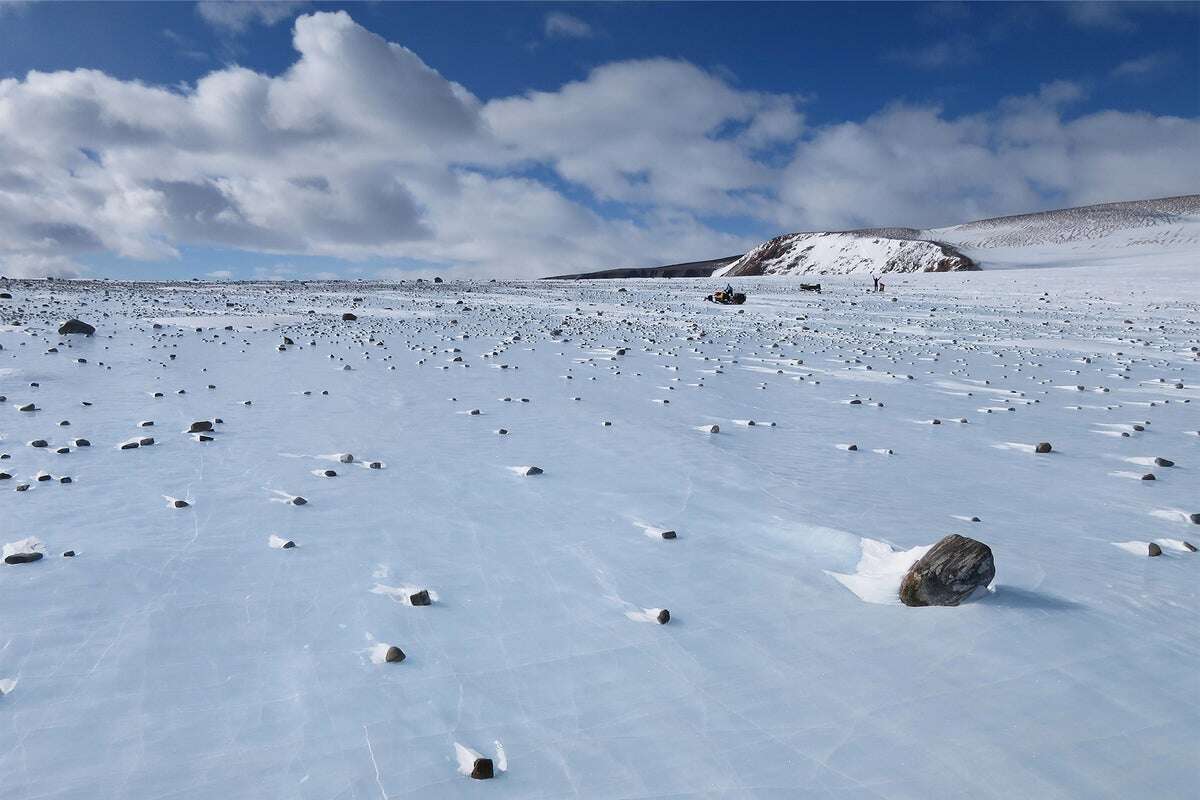 Meteorites in Antarctica Are Getting Harder to Find because of Climate Change