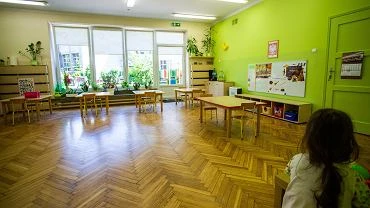 Dodatkowe zasiki opiekucze wrc, ale tylko dla nielicznych. Od kiedy? Kto moe z nich skorzysta?