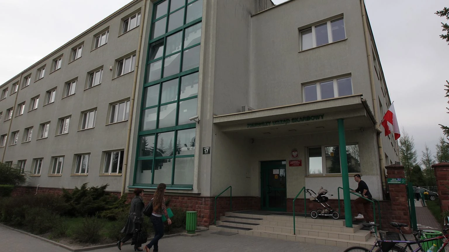 Kontrole ruszyły. Skarbówka rozpoczęła wysyłkę listów. Te osoby będą musiały zapłacić podatek