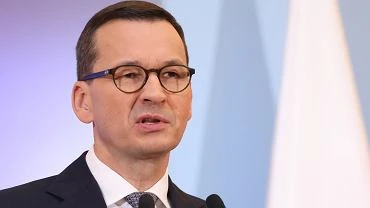 Zdalne nauczanie w podstawwkach w klasach 4-8. Premier Morawiecki ogosi nowe obostrzenia