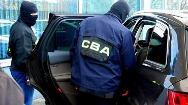 CBA rozbija mafi paliwow. 