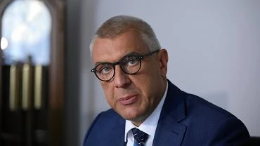 Roman Giertych zemdla w trakcie przeszukania w jego domu. Jest komentarz sub