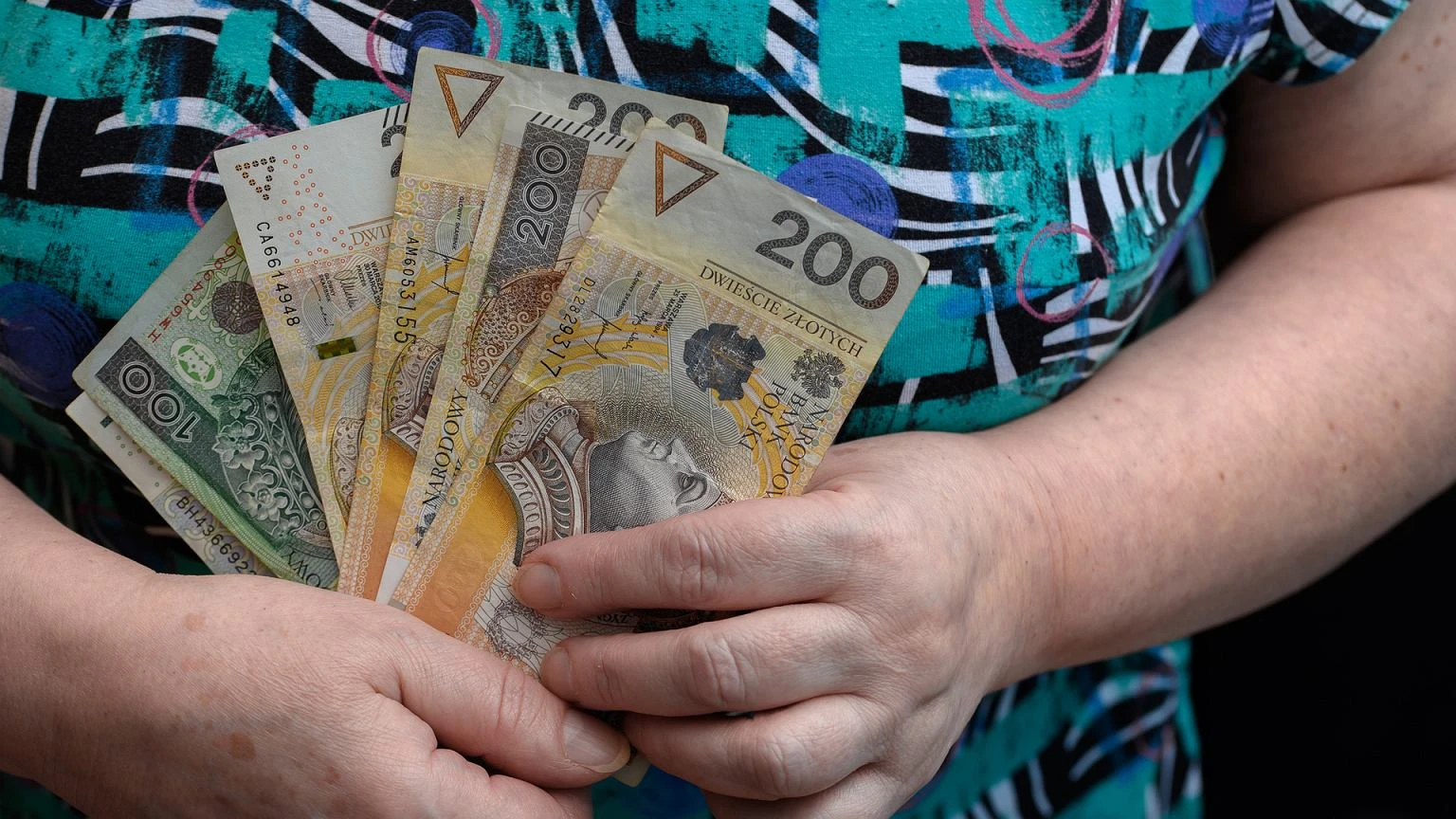 Zbliżasz się do emerytury? W tej sytuacji pracodawca nie może cię zwolnić. Są jednak wyjątki
