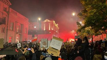 Abp Gdecki do protestujcych: Wulgaryzmy, przemoc i zakcanie naboestw nie s waciw metod