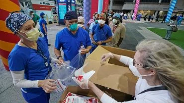 USA. Nieoficjalnie: W Houston nowa fala zakae i bardziej zakana odmiana koronawirusa