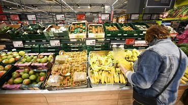 Sklepy s zaduone na 2,5 mld zotych. Najszybciej rosn dugi sprzedawcw komputerw