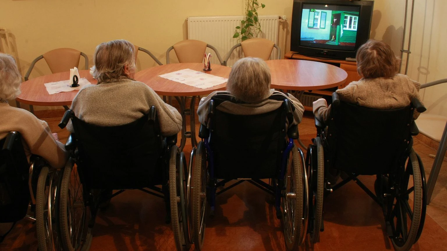 Ile kosztuje teraz pobyt w DPS-ie? Wcale nie mało. Renta może nie wystarczyć