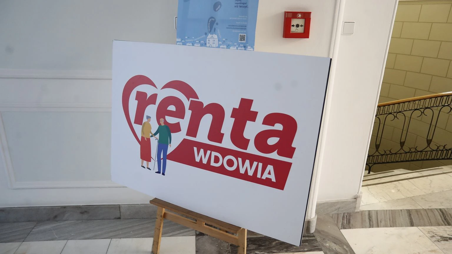 Nawet 12,5 tys. zł renty wdowiej? Petycja trafiła do Sejmu. 