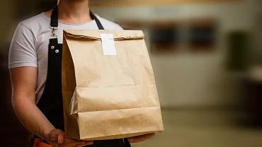 Pyszne.pl odpowiada na kryzys w gastronomii. Specjalne rodki wsparcia dla restauracji