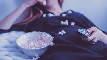 Dobry film na wieczr? Oto propozycje Netflix na listopad