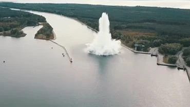 Wybuch bomby Tallboy. Marynarka Wojenna RP udostpnia nagranie. 