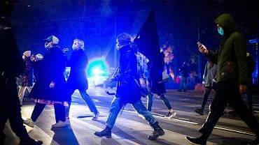 Szef NSZZ Policjantw o Strajku Kobiet: Panie szy grzecznie, my zachowywalimy si grzecznie
