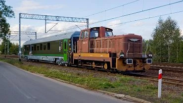 Powstaj wagony PKP do przewozu wojska. Pierwszy zjecha ju z linii produkcyjnej [ZDJCIA]