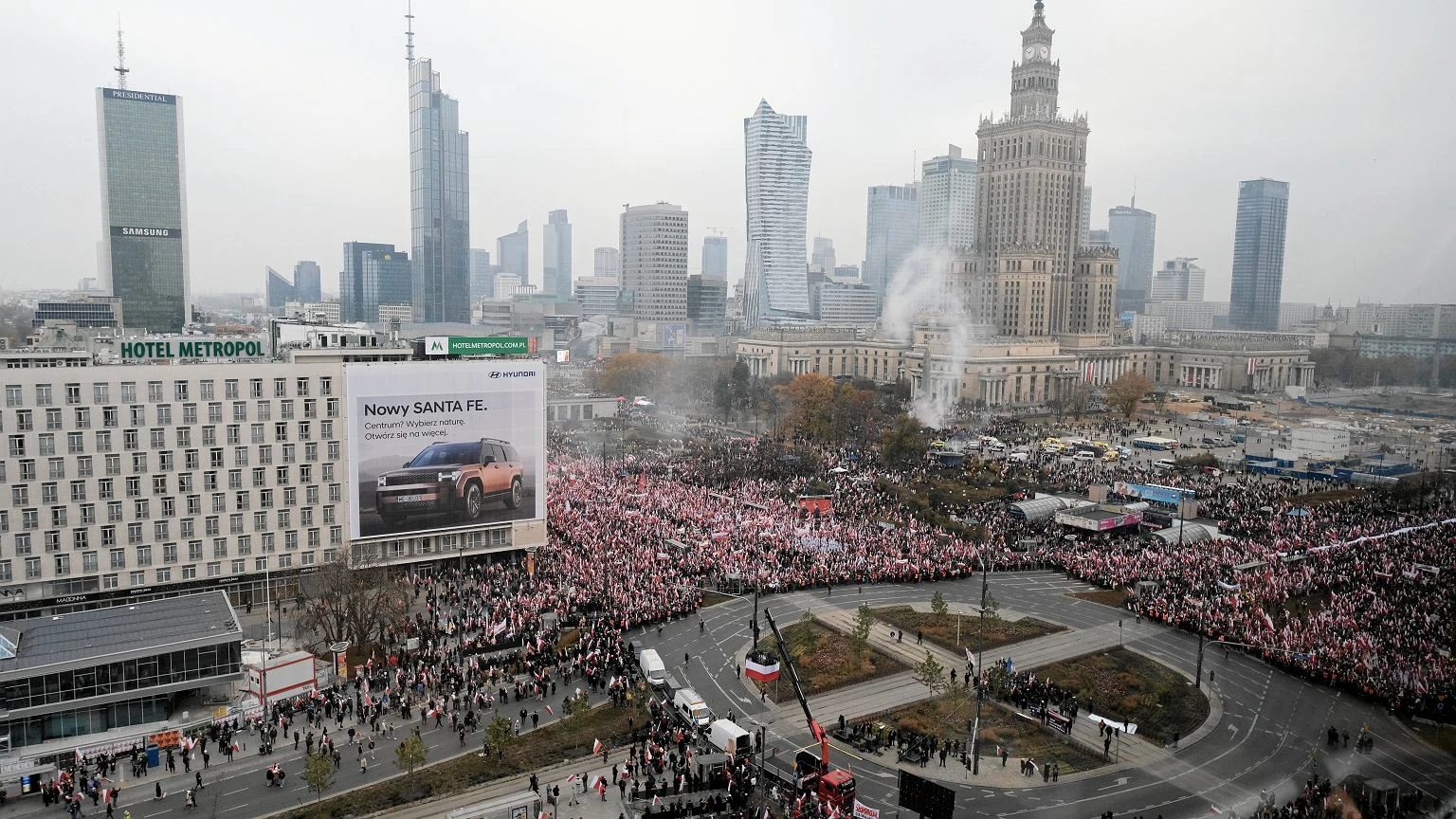 Warszawa na 11 listopada. BÄdzie paraliĹź? Tych ulic unikaj. Inaczej moĹźesz utknÄÄ w korku