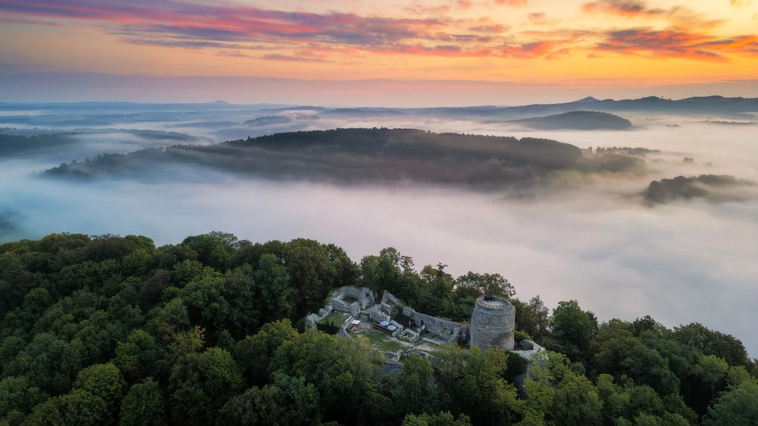To najmniejsze miasto w regionie. ĹlÄska perĹa ma wiÄkszÄ duszÄ niĹź niejedna metropolia