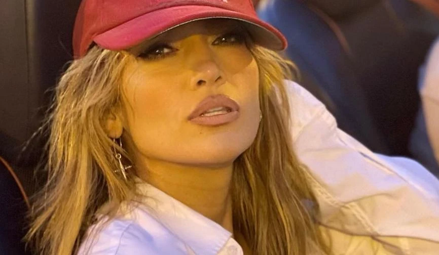 Jennifer Lopez pokazała zdjęcie z młodszą siostrą. 
