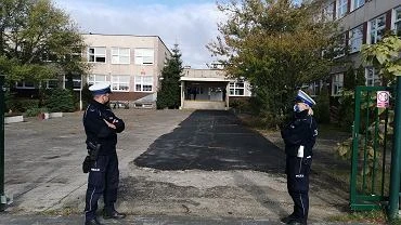 17-letnia uczennica zaatakowaa noem trzy koleanki. 
