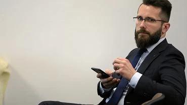 Ludzie PiS w radach spek. Fogiel w kuriozalny sposb wyjani, czemu nie zatrudniaj ekspertw
