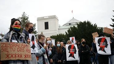 Nieoficjalnie: KO nie poprze prezydenckiego projektu ws. zmiany przepisw aborcyjnych