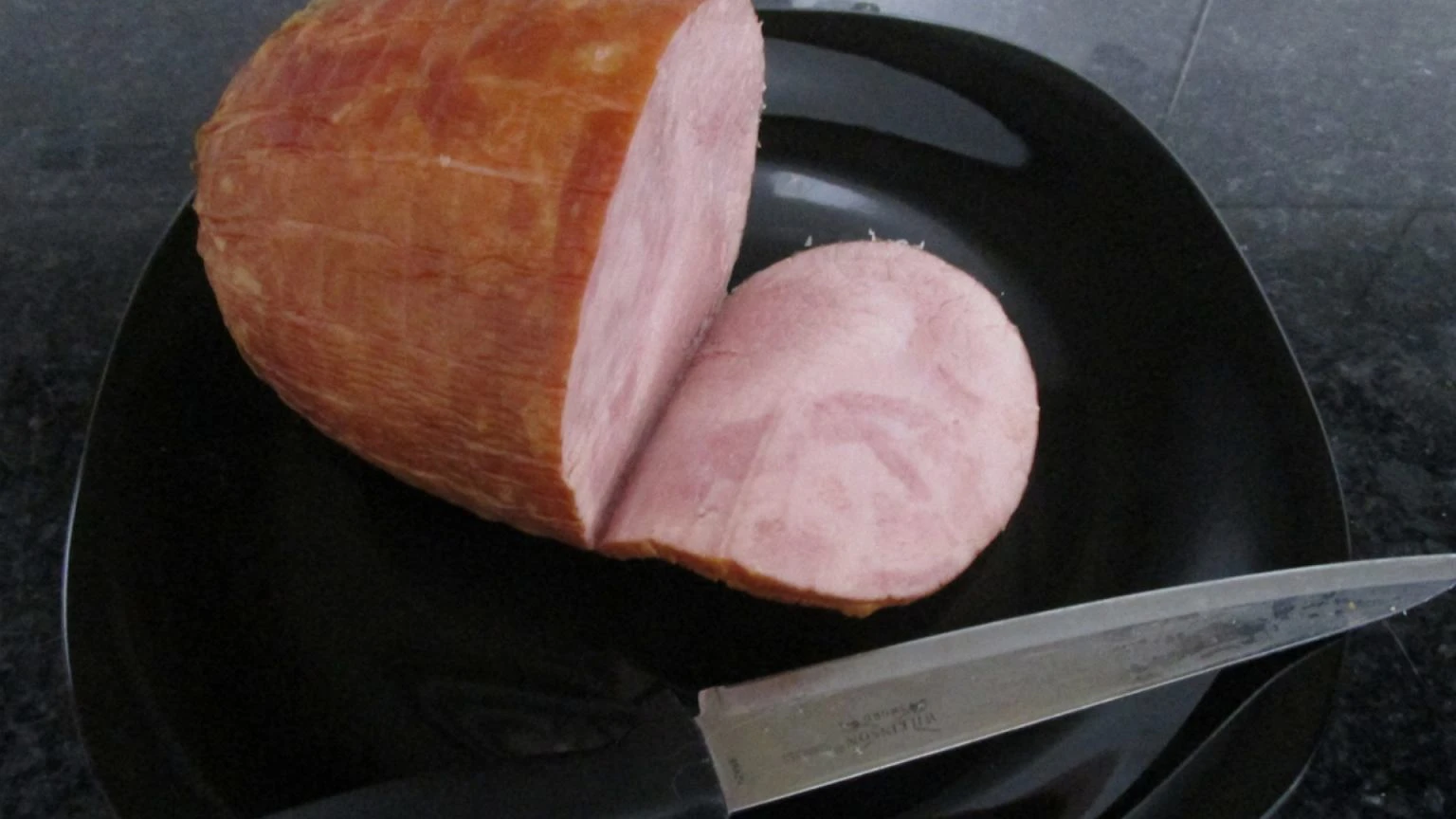 PrzyciĹnij plaster chusteczkÄ. Prosty test ujawni prawdÄ o wÄdlinie