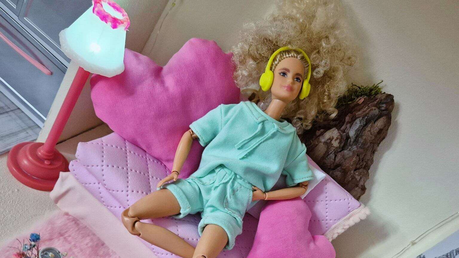 Na dzielni kojarzą Michalinę z różem i Barbie. 