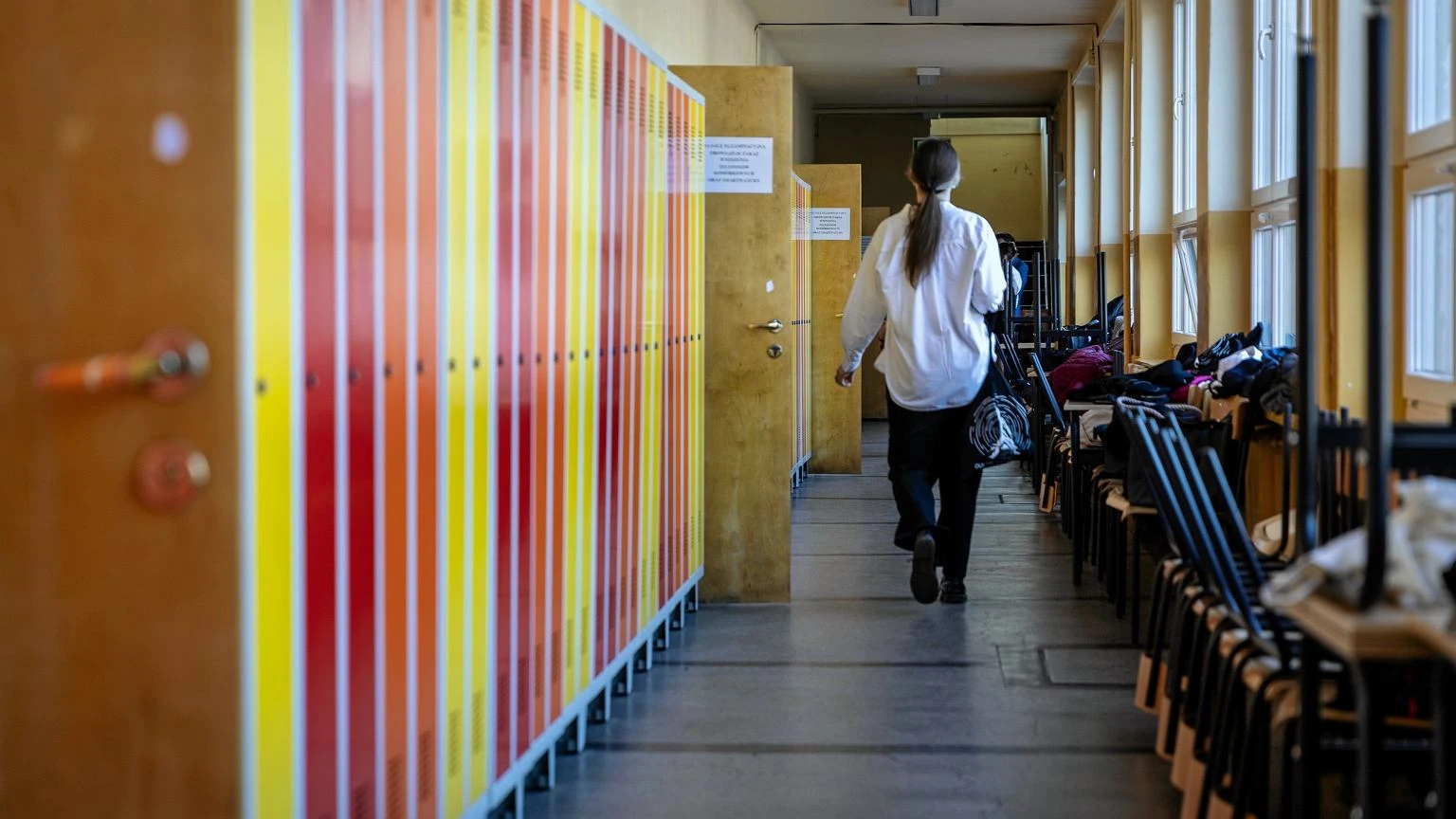 SzukajÄ do pracy, ale chÄtnych brak. 20 tysiÄcy miejsc czeka. 