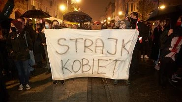 Stworzy 16 rad od faceta dla facetw, jak naprawd wspiera protestujce kobiety