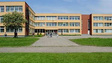 - Moje dziecko nie pjdzie do szkoy publicznej. Nie chc go powierza nauczycielom 
