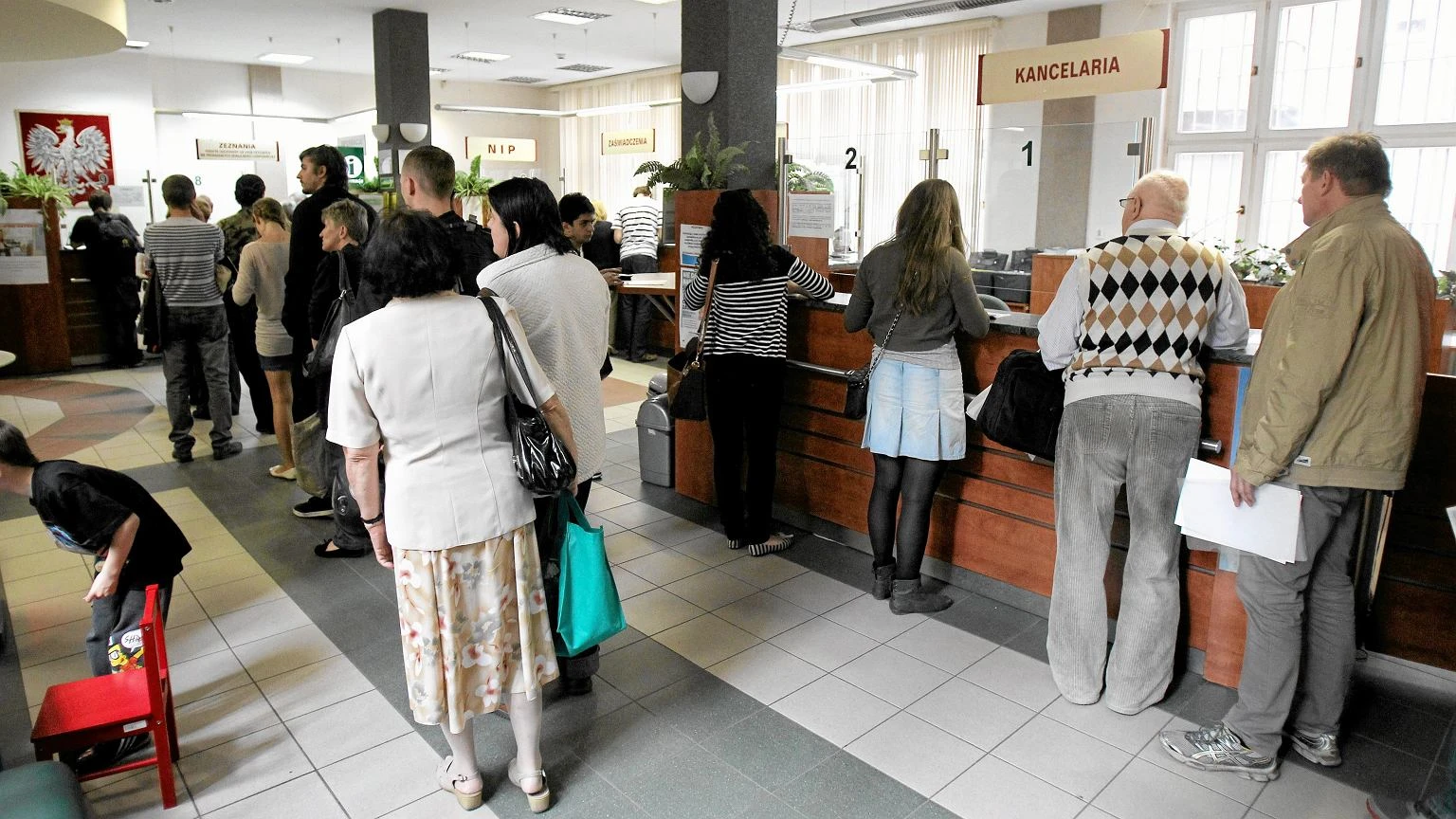 Donosy piszÄ juĹź nie tylko sÄsiedzi i zĹoĹliwi ex. SkarbĂłwki potwierdzajÄ: bliscy teĹź zgĹaszajÄ