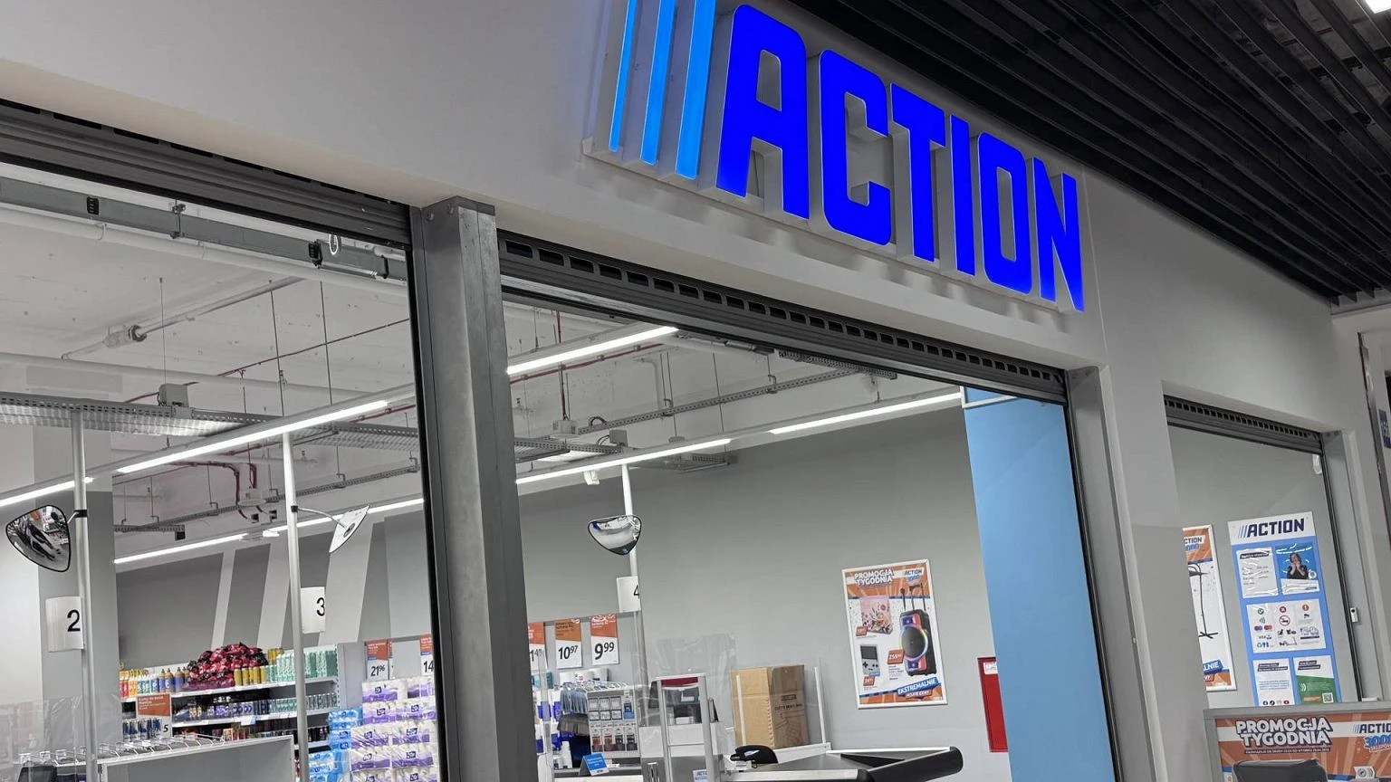 Widzisz tę cenę? Tylko 12,95 zł za klapki w Action. Must have na wakacje. Hit też w Diverse