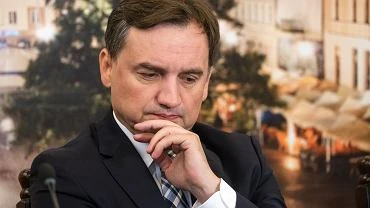 Nieobecno Zbigniewa Ziobry na zaprzysieniu. Micha Wjcik tumaczy: le si czu