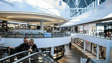 Ponowne otwarcie galerii handlowych. Polacy nie ruszyli tłumnie do sklepów