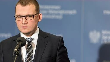 Wiceszef MSWiA krytykuje Jadwig Emilewicz. 