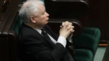 Sonda po ogoszeniu zmian w rzdzie. Koalicyjne spory nie zaszkodziy PiS-owi