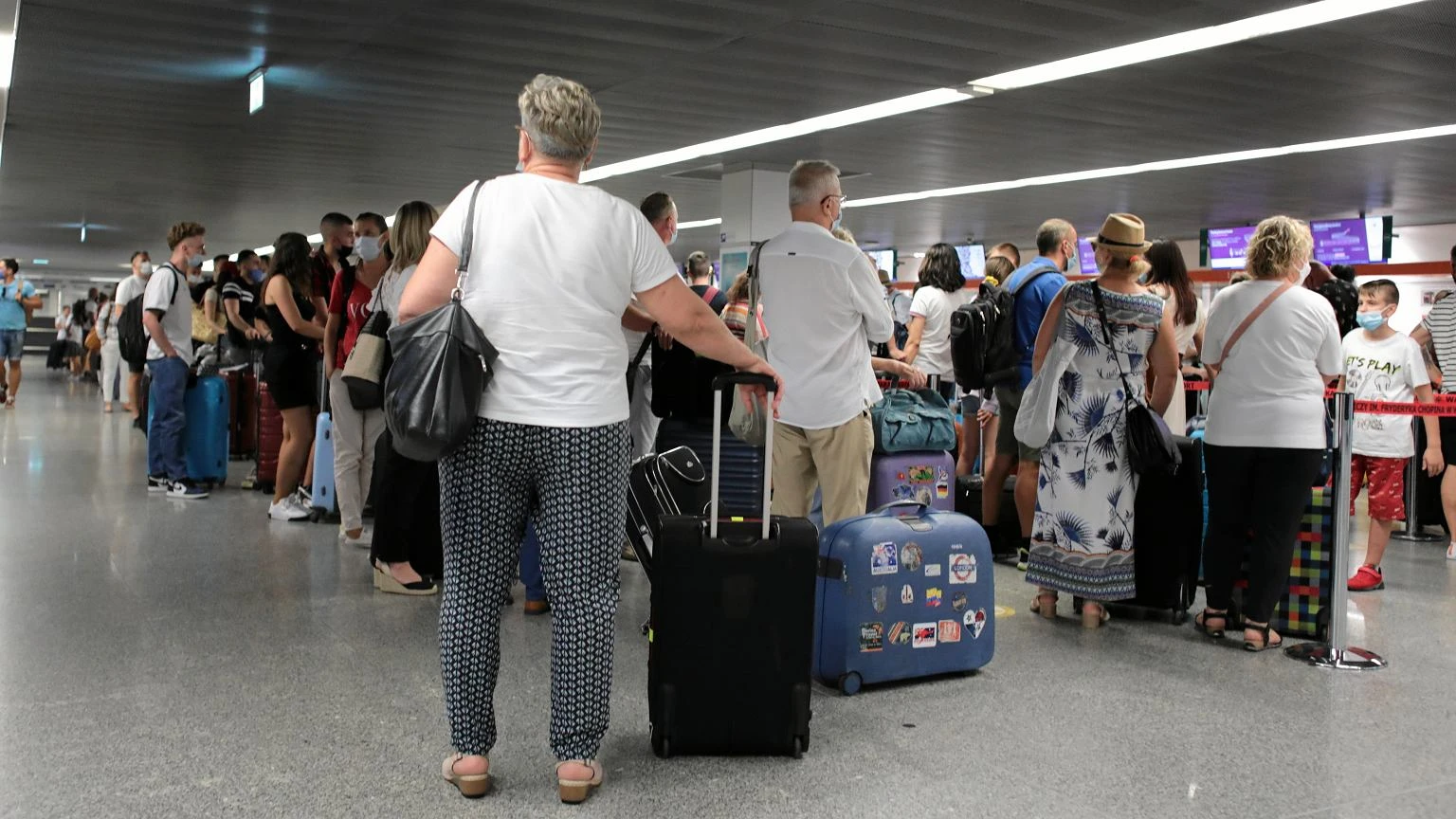 Niepokojące zjawisko na lotniskach. Coraz więcej osób jest ofiarami