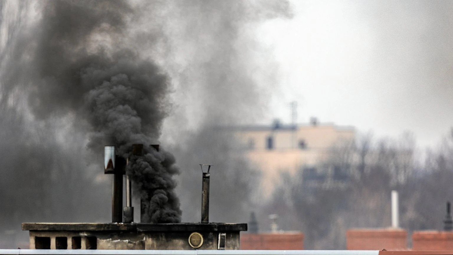 Te miasta duszÄ siÄ od smogu. Jest tam najgorsze powietrze w Polsce