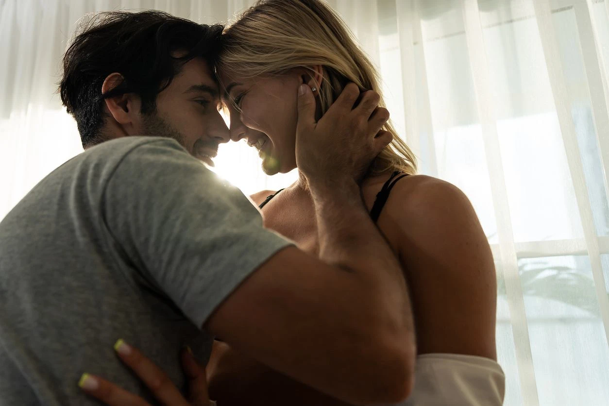 Polki majÄ Ĺrednio 4 partnerĂłw ĹĂłĹźkowych. Ilu to 