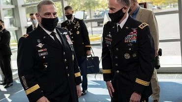 Koronawirus w Pentagonie. Niemal wszyscy najwysi dowdcy si zbrojnych USA na kwarantannie