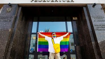Skarga do KE ws. omiu parafii. Fundacja Kai Godek chce zawiadomi prokuratur
