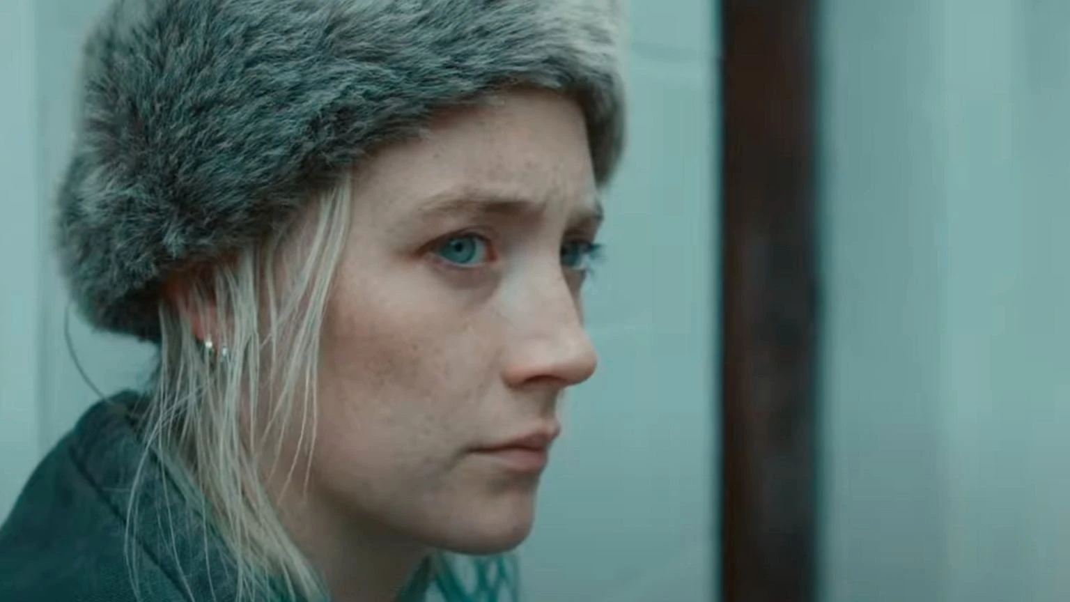 Film z Ronan ledwo wleciał na HBO Max, a już trafił na podium. 