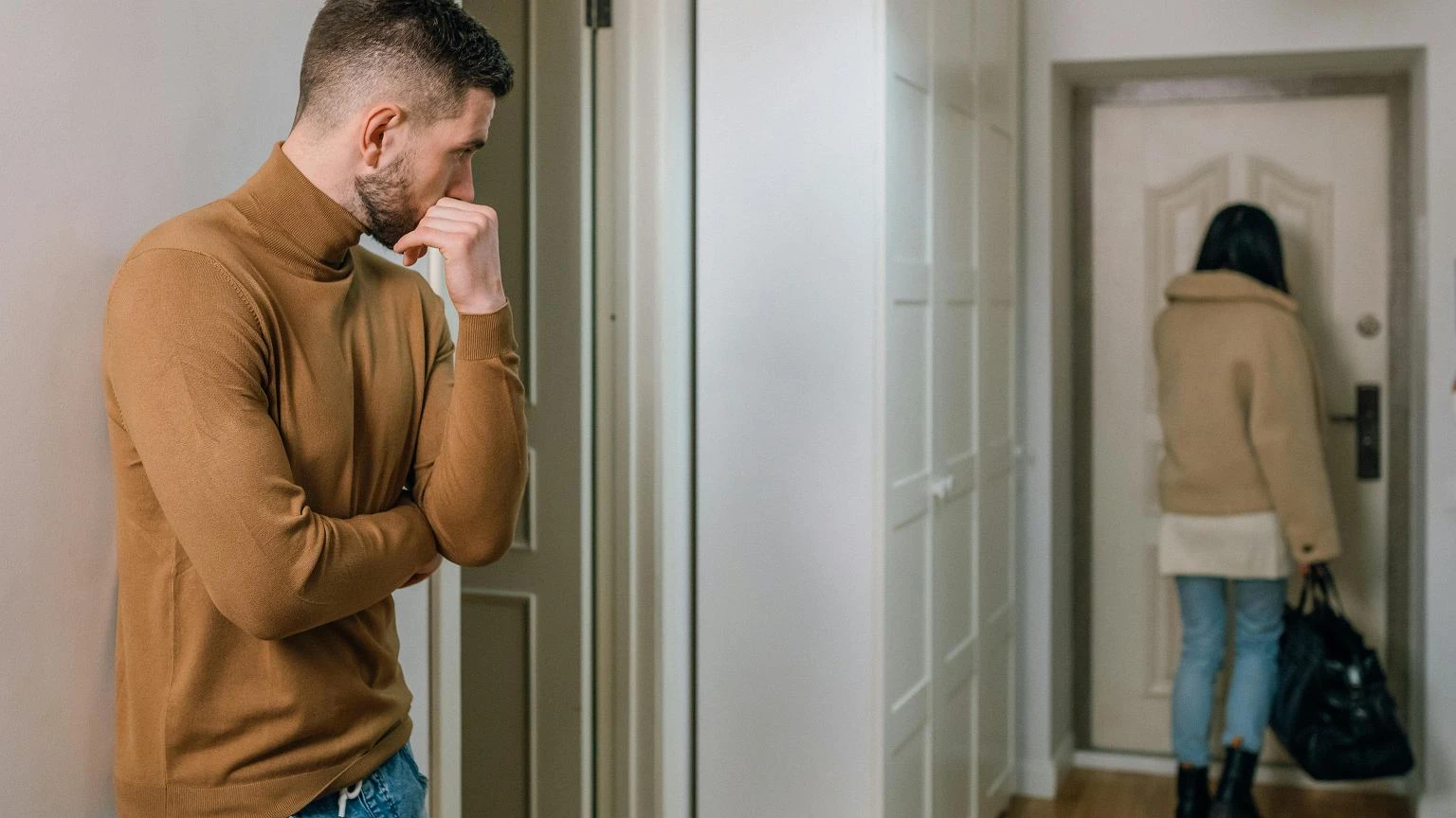 Wcale nie zdrada. Ekspert wskazał 3 najczęstsze przyczyny rozstań. 