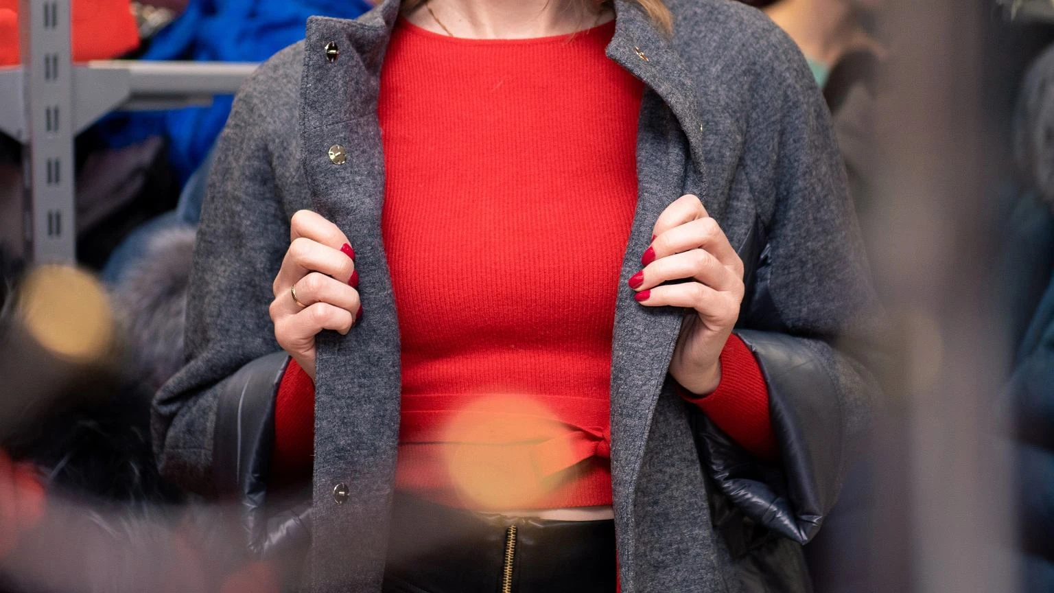 PokazaĹa, z czym ĹÄczyÄ czerwieĹ. KiedyĹ kicz, dzisiaj? 