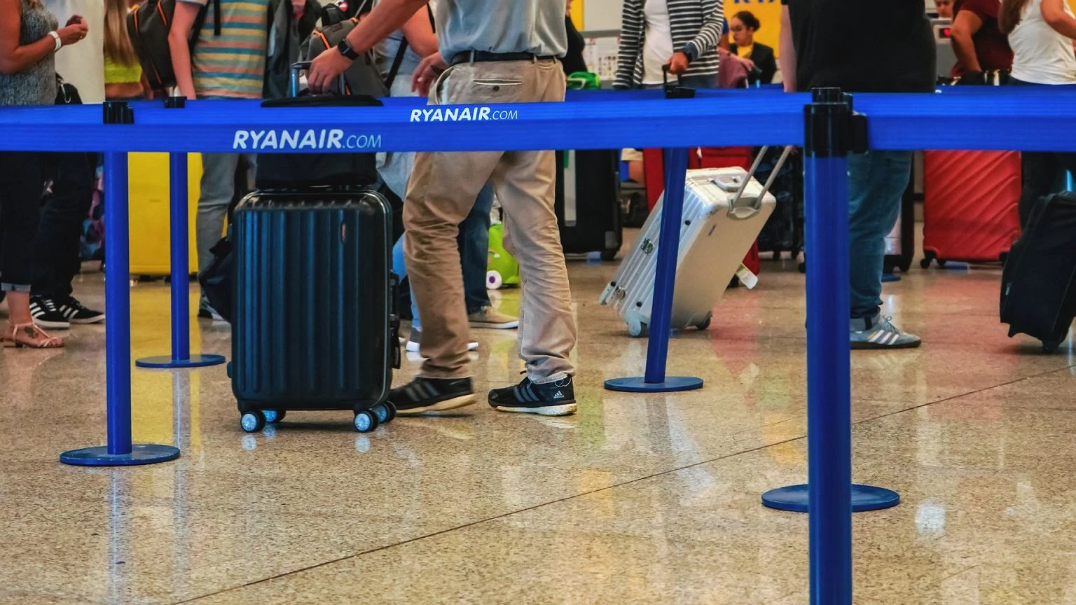Wysoka temperatura? Nie wszyscy wsiÄdÄ do samolotu. Pilotka wyjaĹnia, kto nie poleci